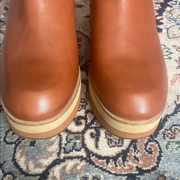 Bernardo Boots Shawnee Chelsea Ankle Booties Block Heel in Chestnut  9 - Picture 3 of 13
